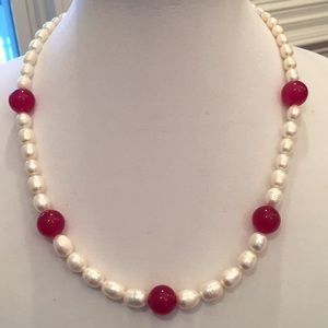Dyed agate and pearl